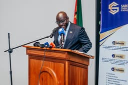 Caifadine Paulo Manasse - Ministro da Juventude e Desporto